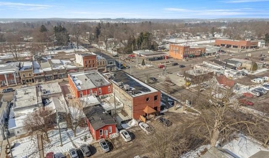 107 S Main St, Almont, MI 48003 - 0 Beds, 0 Bath