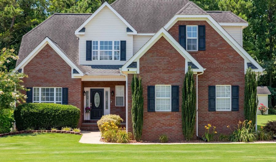 247 LIBERTY Ln, Anniston, AL 36207 - 4 Beds, 4 Bath