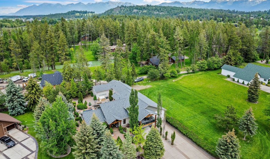 229 Harbor Dr, Bigfork, MT 59911 - 3 Beds, 4 Bath