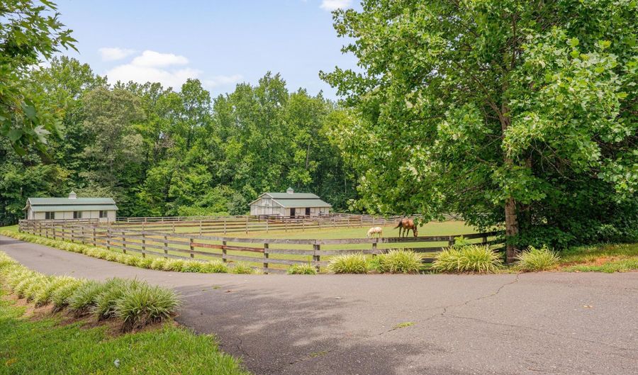 612 Phar Lap Ln, Bahama, NC 27503 - 4 Beds, 3 Bath
