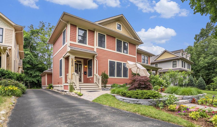 1010 Baldwin Ave, Ann Arbor, MI 48104 - 4 Beds, 4 Bath
