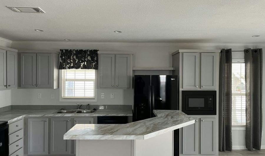 15777 Bolesta Rd 235, Clearwater, FL 33760 - 2 Beds, 2 Bath