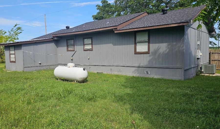 13022 N State Highway 121, Anna, TX 75409 - 3 Beds, 2 Bath