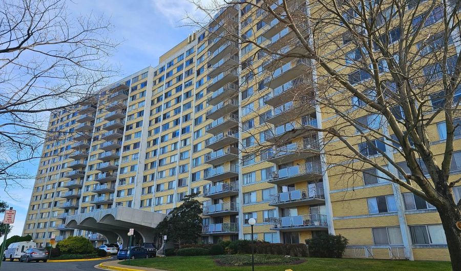 301 N BEAUREGARD St N 1210, Alexandria, VA 22312 - 1 Beds, 1 Bath