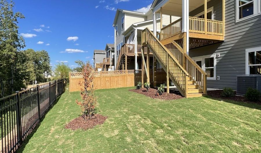 700 Sage Oak Ln, Apex, NC 27539 - 4 Beds, 4 Bath