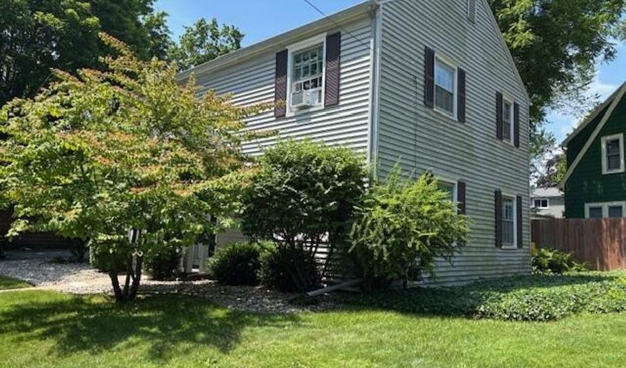 309 Wesley St, Ann Arbor, MI 48103 - 2 Beds, 1 Bath
