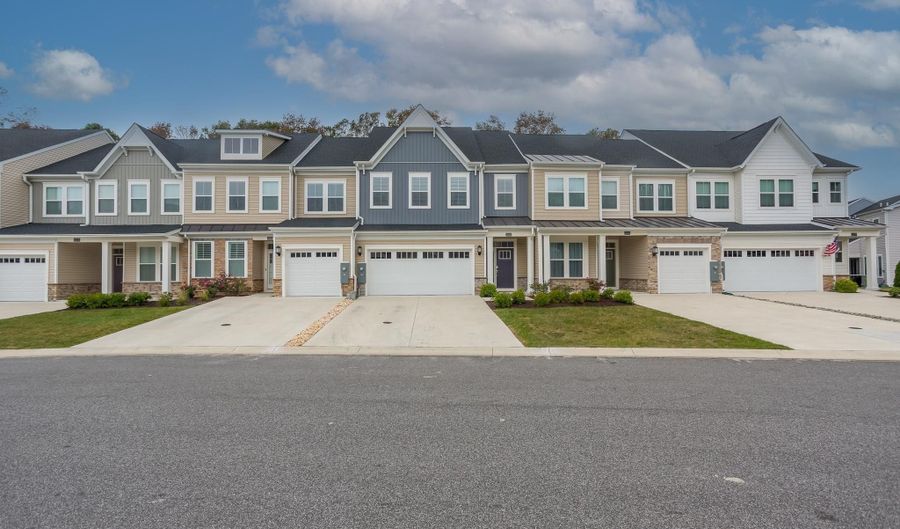 32285 NORMAN Ln, Frankford, DE 19945 - 4 Beds, 4 Bath