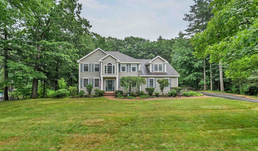 55 Dunlap Dr, Bedford, NH 03110 - 4 Beds, 3 Bath
