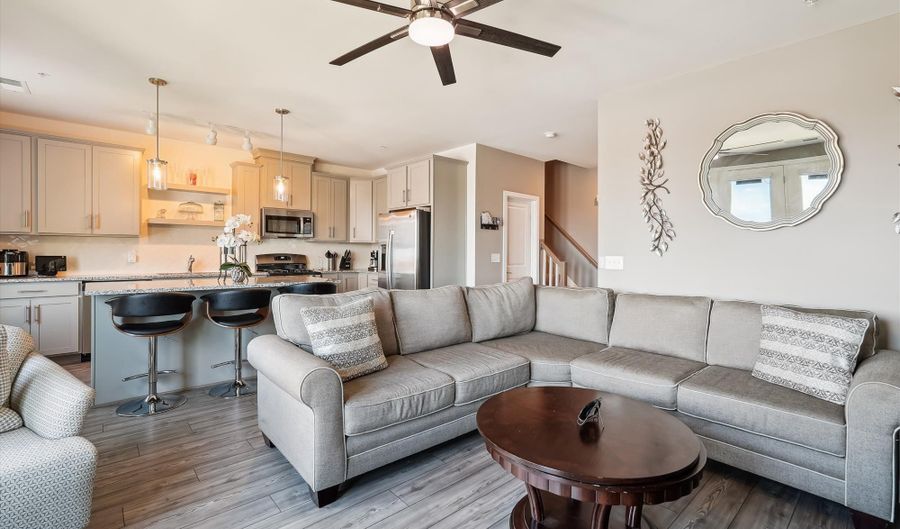 20797 LAMLASH Ter, Ashburn, VA 20147 - 3 Beds, 4 Bath