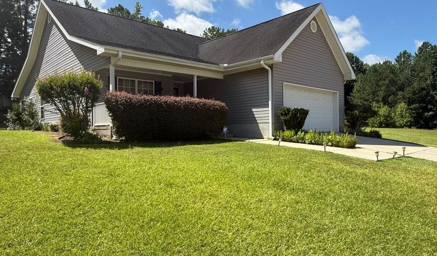 107 Running Creek Dr, Abbeville, SC 29620 - 3 Beds, 2 Bath