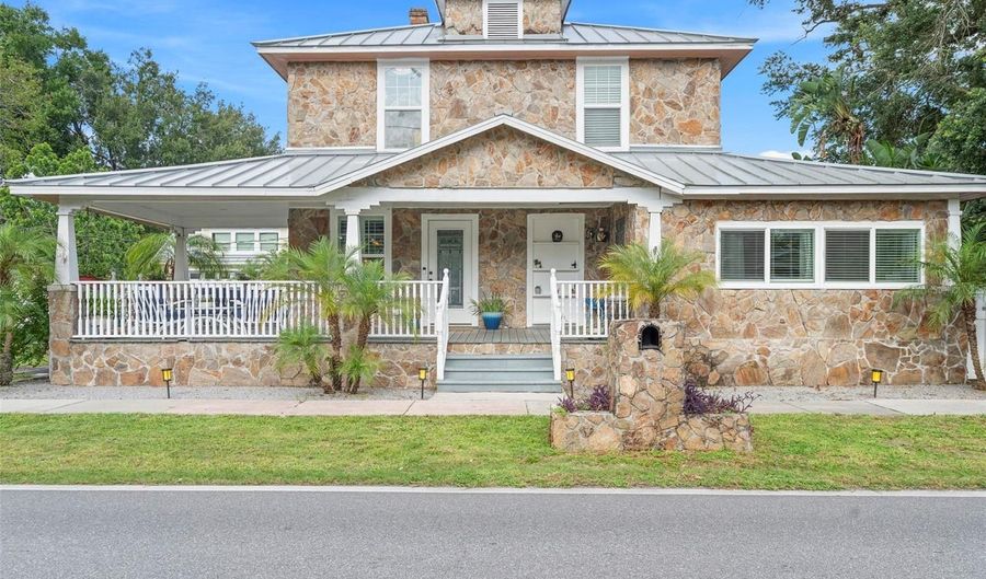 6501 MATCHETT Rd, Belle Isle, FL 32809 - 4 Beds, 2 Bath