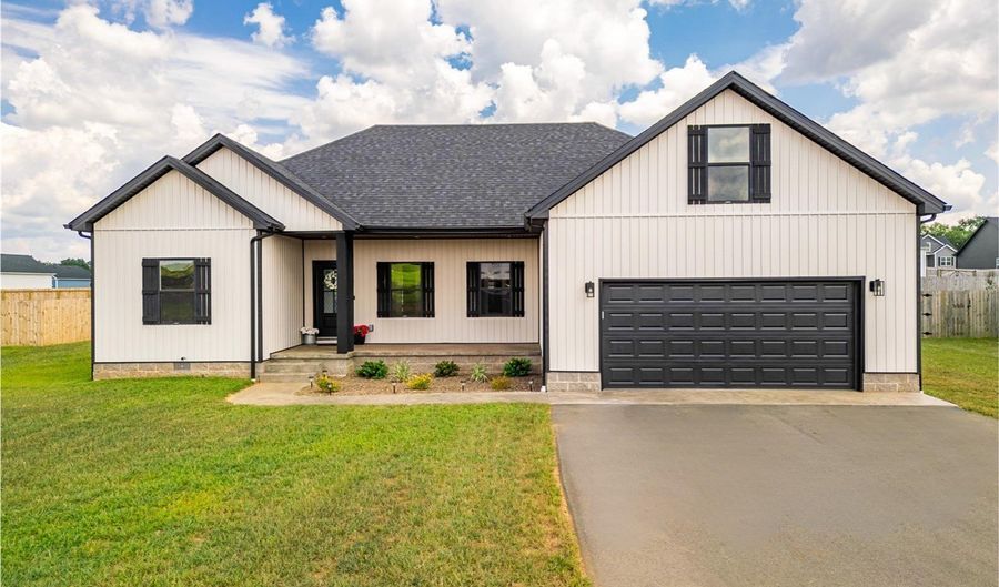 111 Planters Way, Auburn, KY 42206 - 3 Beds, 2 Bath