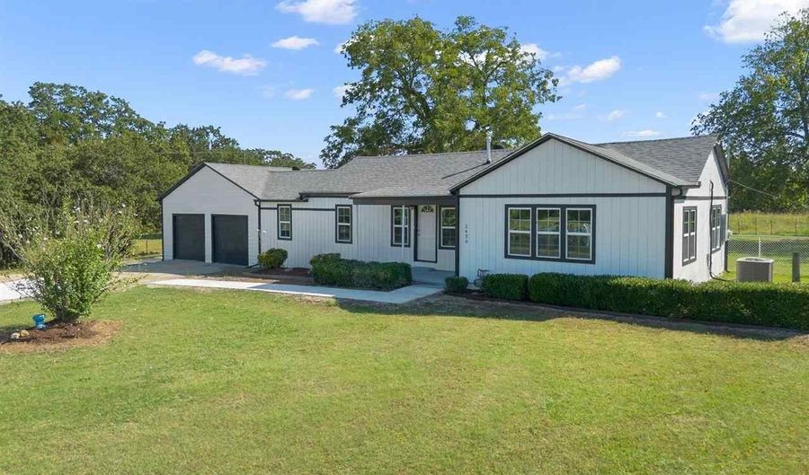 2430 NE 3rd Ave, Ardmore, OK 73401 - 3 Beds, 1 Bath