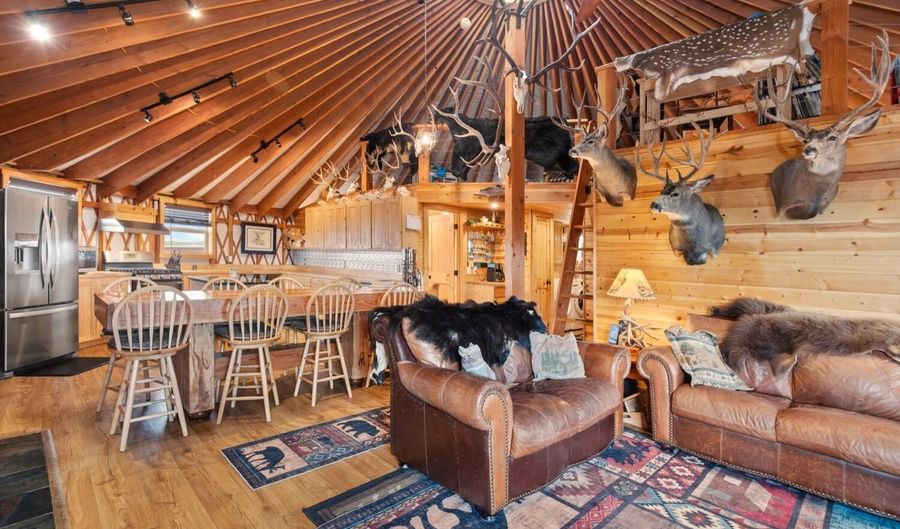 72 E FORK BIG SANDY Rd, Boulder, WY 82923 - 3 Beds, 2 Bath