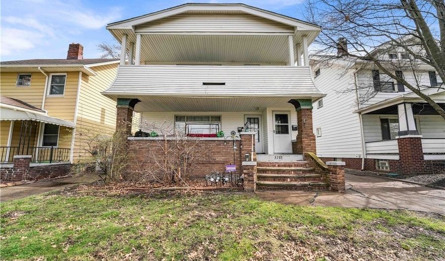 3289 W 130th St UP, Cleveland, OH 44111 - 3 Beds, 1 Bath