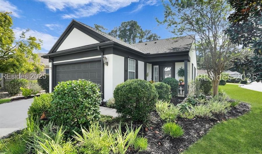 65 Lazy Daisy Dr, Bluffton, SC 29909 - 2 Beds, 2 Bath