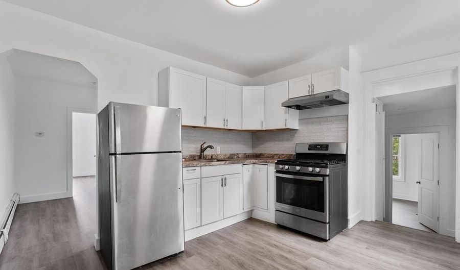 53 LORD Ave 2L, Bayonne, NJ 07002 - 2 Beds, 1 Bath