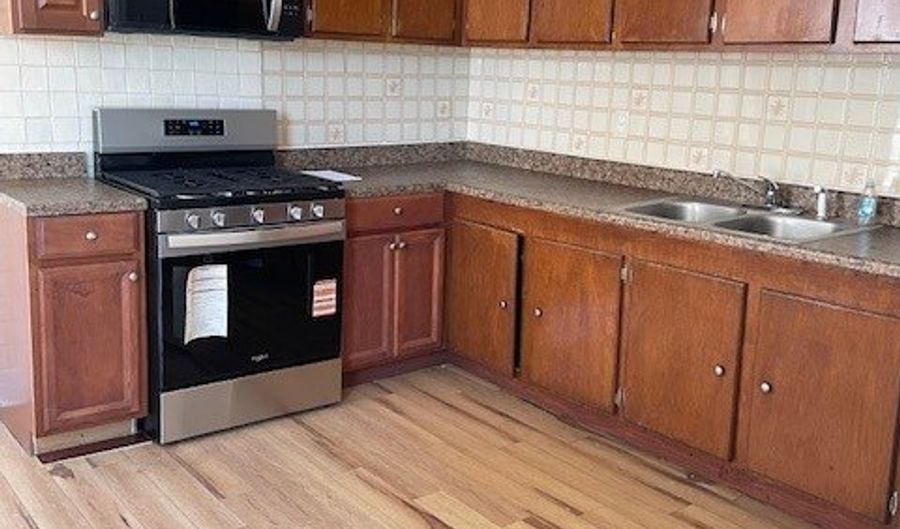 647 Union Ave 2, Bridgeport, CT 06607 - 2 Beds, 1 Bath