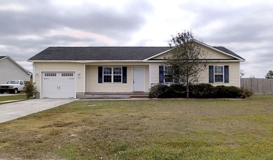 204 Wingspread Ln, Beulaville, NC 28518 - 3 Beds, 2 Bath