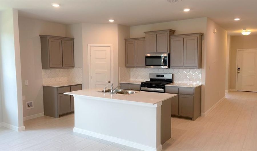 321 LOGAN St, Keene, TX 76059 - 5 Beds, 3 Bath