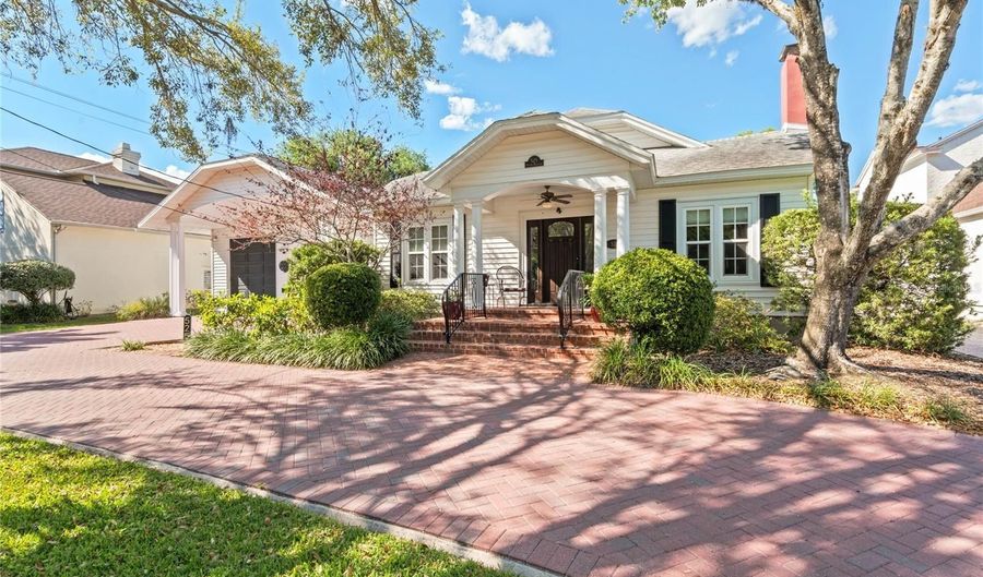 525 SHERIDAN Blvd, Orlando, FL 32804 - 4 Beds, 5 Bath