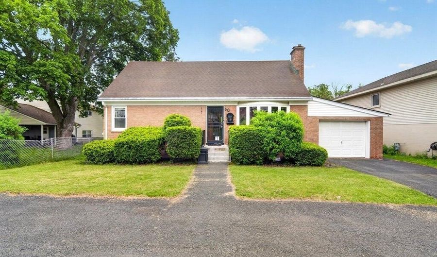 10 Warren Ave, Albany, NY 12203 - 4 Beds, 2 Bath