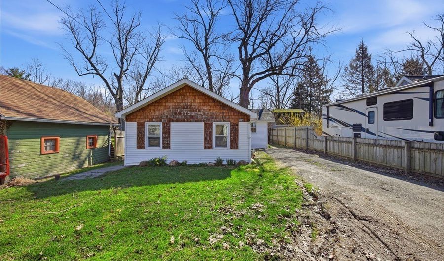 8597 Florence Ave, Angola, NY 14006 - 2 Beds, 1 Bath