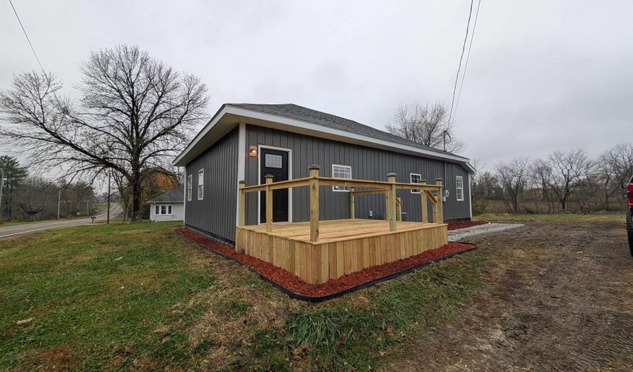 7625 N ST RD 159, Bicknell, IN 47512 - 3 Beds, 1 Bath
