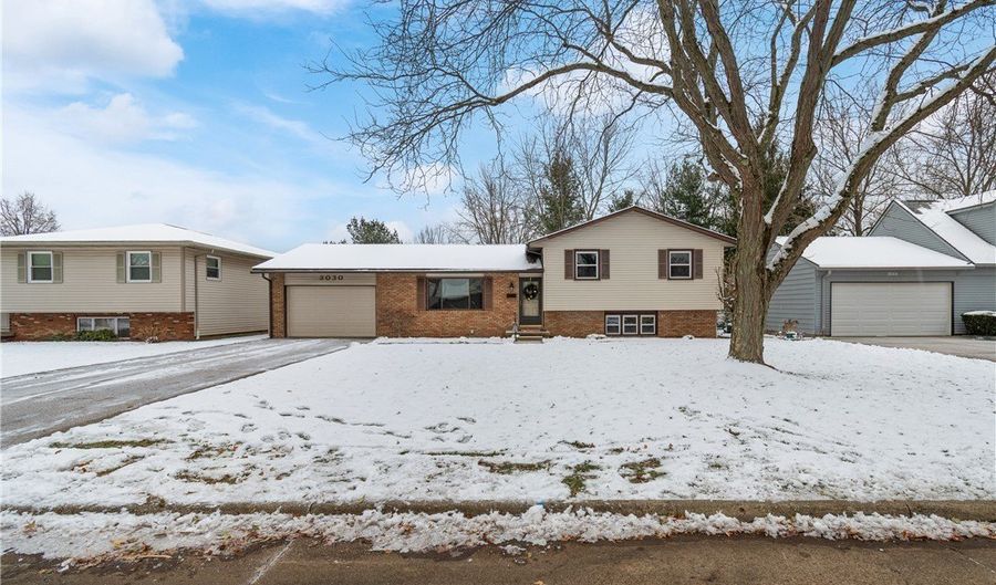 3030 Center Ave, Alliance, OH 44601 - 3 Beds, 2 Bath