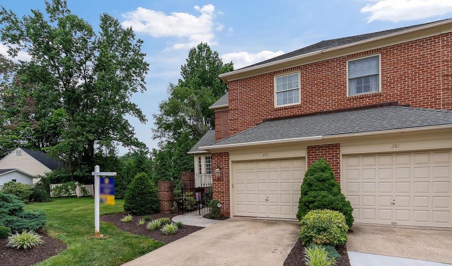 203 WELLINGTON Ct, Bel Air, MD 21014 - 4 Beds, 4 Bath