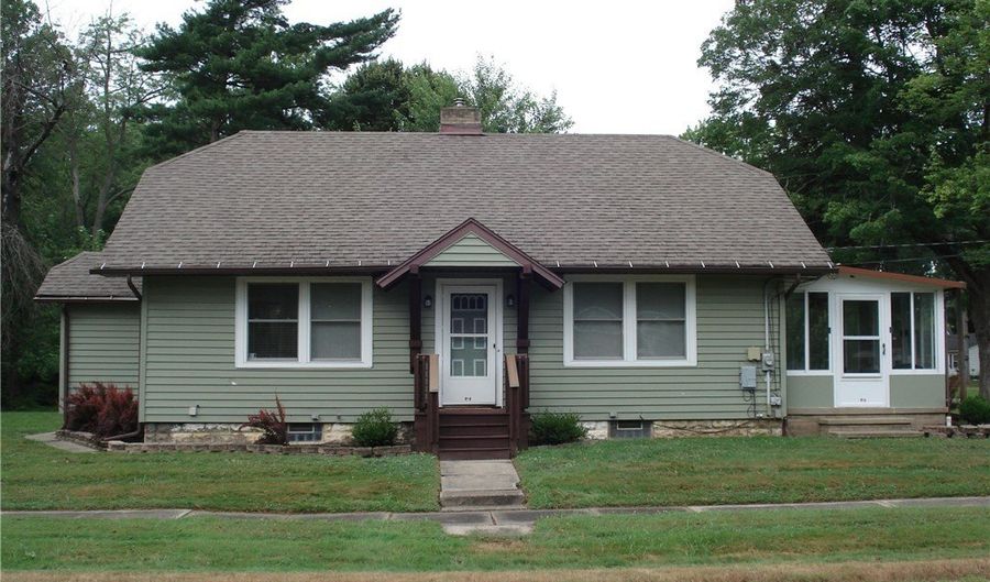 1730 W 15th St, Ashtabula, OH 44004 - 3 Beds, 1 Bath