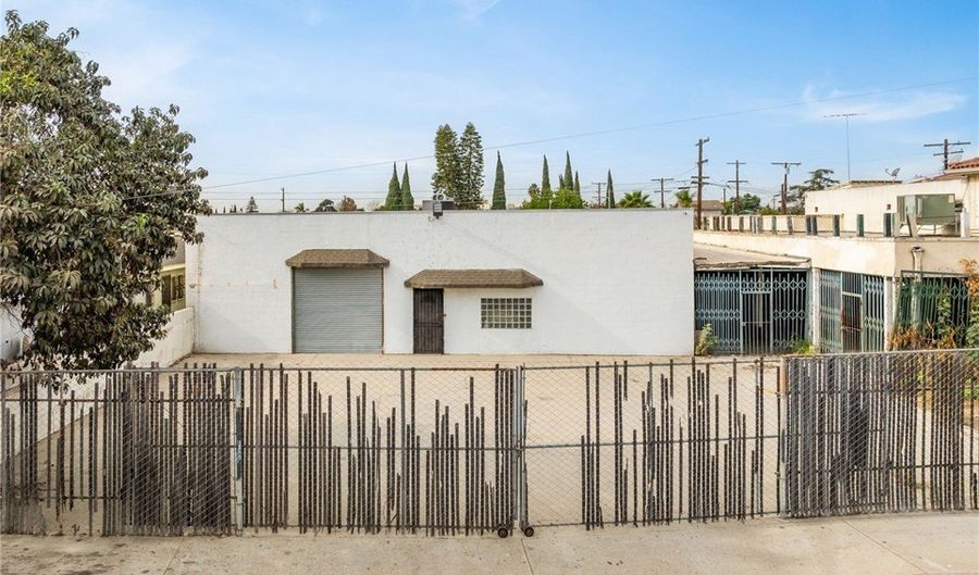 915 N Willowbrook Ave, Compton, CA 90220 - 0 Beds, 0 Bath