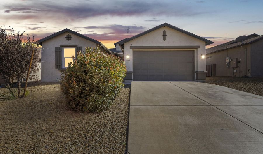1257 E Essex Way, Chino Valley, AZ 86323 - 4 Beds, 3 Bath