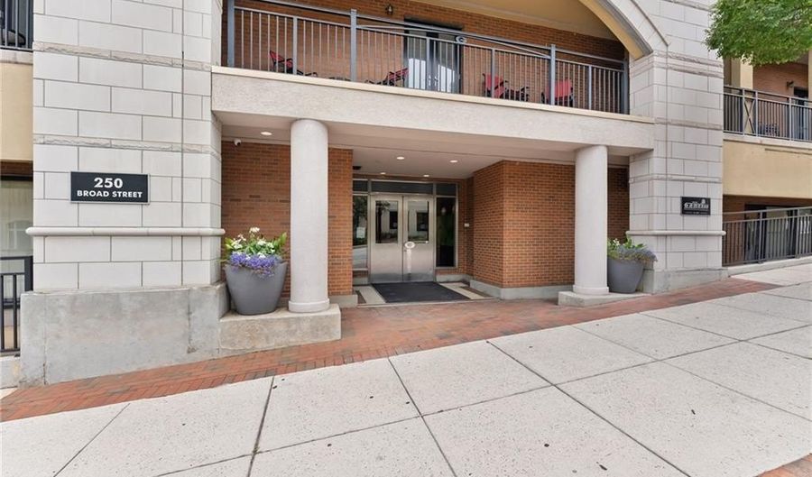 250 W Broad St 205, Athens, GA 30601 - 1 Beds, 2 Bath