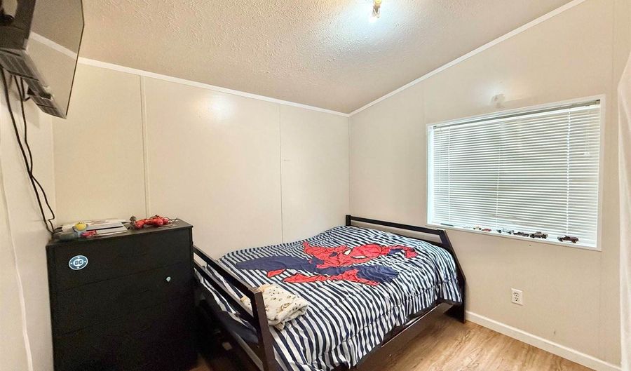 221 E Antelope Dr, Battle Mountain, NV 89820 - 3 Beds, 2 Bath