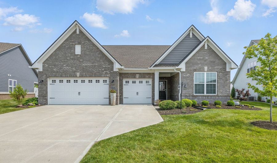 3839 Albert Ln, Bargersville, IN 46106 - 3 Beds, 4 Bath
