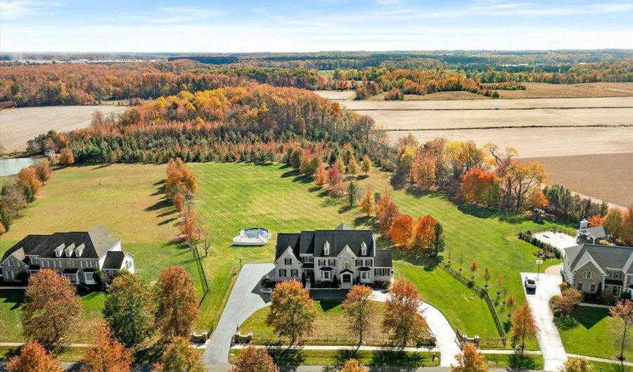 30 Ridgeview Way, Allentown, NJ 08501 - 5 Beds, 4 Bath