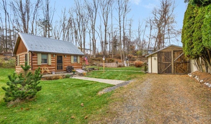 63 Mulford Rd, Andover, NJ 07848 - 1 Beds, 1 Bath