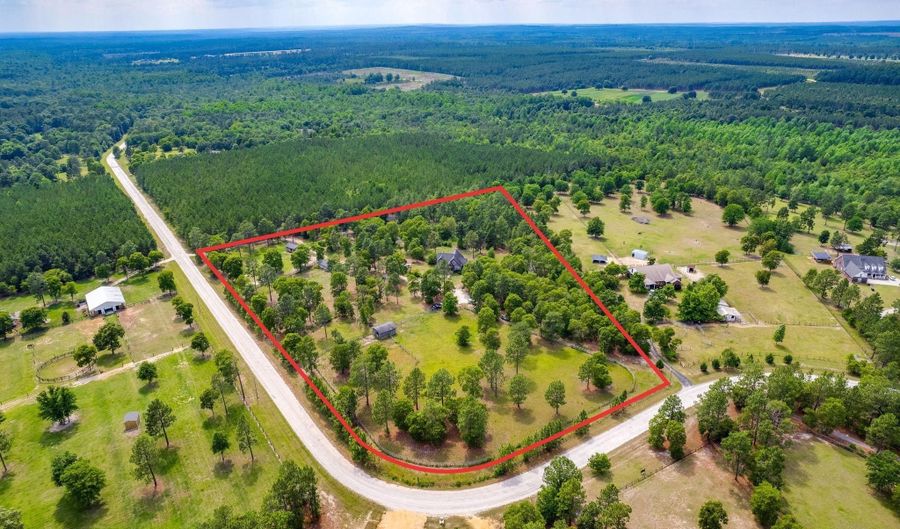 80 Hound Hollow Rd, Camden, SC 29020 - 4 Beds, 3 Bath