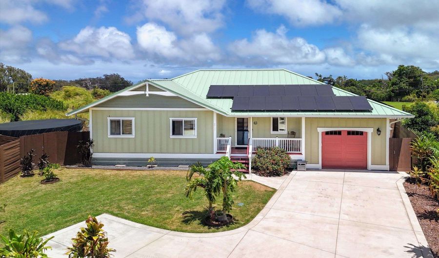 2726 Kaupakalua Rd Unit B, Haiku, HI 96708 - 3 Beds, 2 Bath