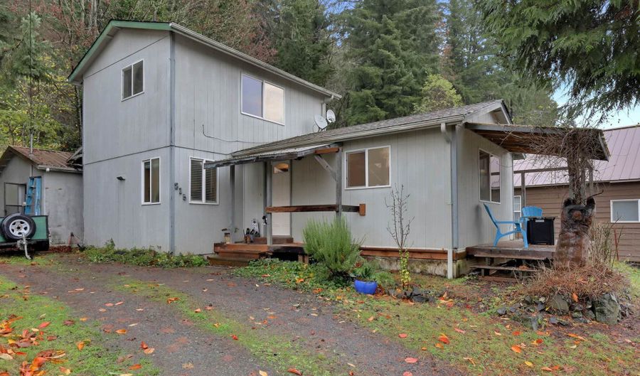 215 E ALDER St, Alsea, OR 97324 - 2 Beds, 2 Bath