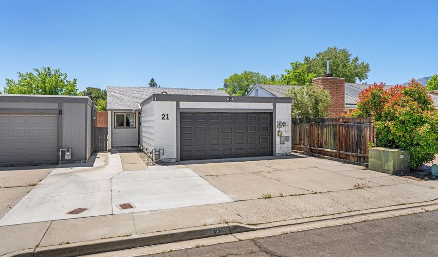 21 Castle Way, Carson City, NV 89706 - 2 Beds, 1 Bath