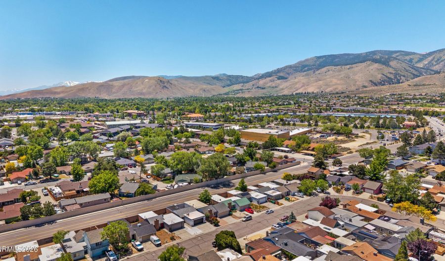 21 Castle Way, Carson City, NV 89706 - 2 Beds, 1 Bath