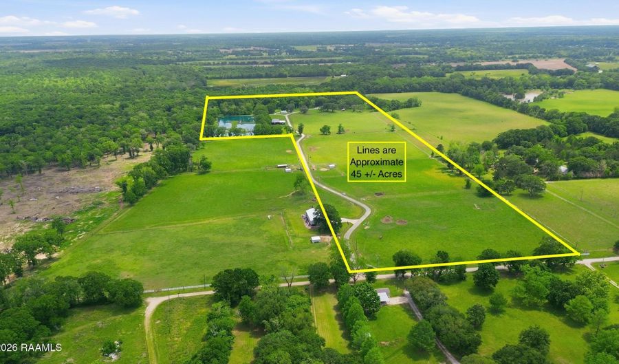 776 Sand Pit Rd, Arnaudville, LA 70512 - 4 Beds, 3 Bath