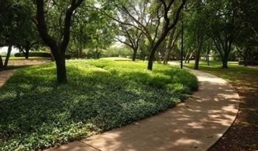 3942 Sugar Tree Way, Addison, TX 75001 - 3 Beds, 4 Bath