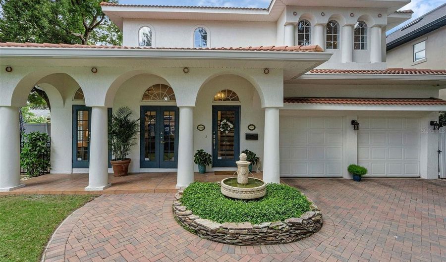 1100 EDWARDS Ln, Orlando, FL 32804 - 3 Beds, 3 Bath