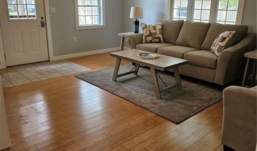 41 Park Ln, Coventry, RI 02816 - 2 Beds, 1 Bath