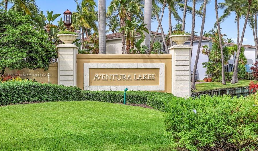 3015 NE 208th St 3015, Aventura, FL 33180 - 4 Beds, 3 Bath