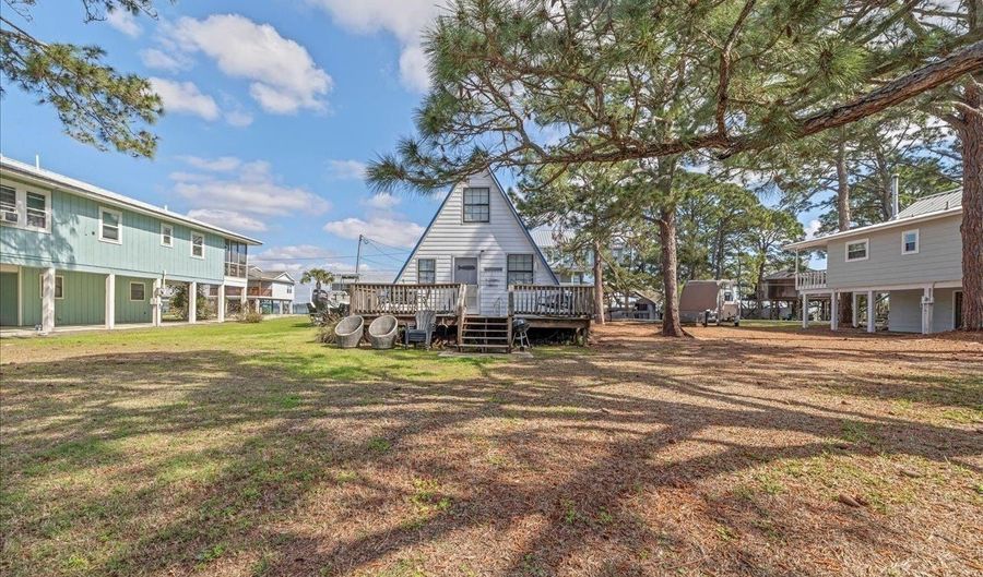 50 Fiesta Dr, Alligator Point, FL 32346 - 2 Beds, 1 Bath
