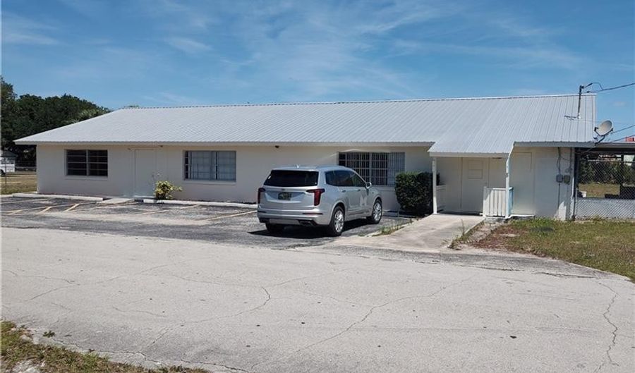 104 US 27 Hwy S 120, Avon Park, FL 33825 - 0 Beds, 2 Bath